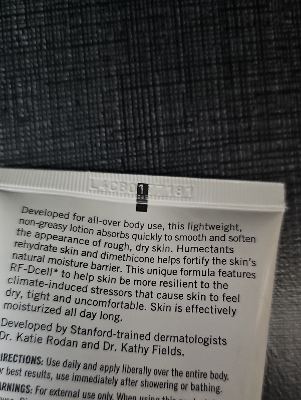 Rodan + Fields Essentials Daily Body Moisturizer - R&FBIN - Picture 2 of 2